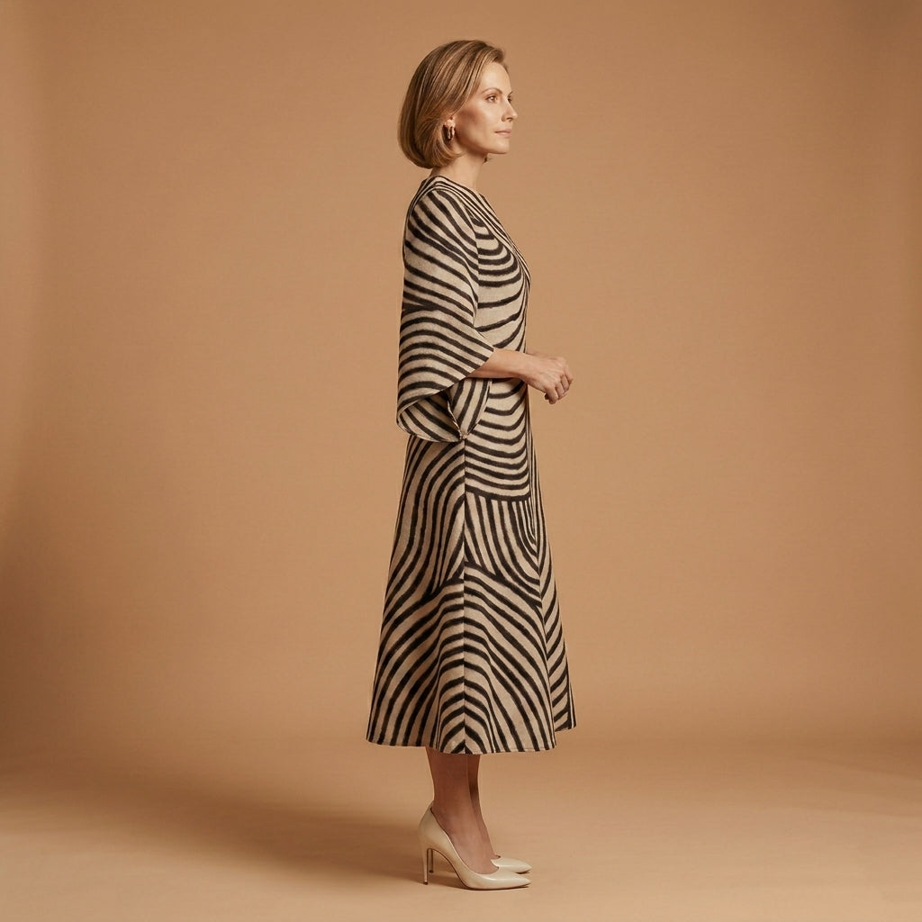 Lourmarin - Women's Round Neck Tailored Midi Dress - photo 8