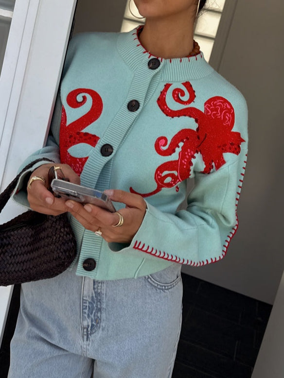 Aaliyah - Women's Knitted Cardigan with Button Front and Collar - photo 8