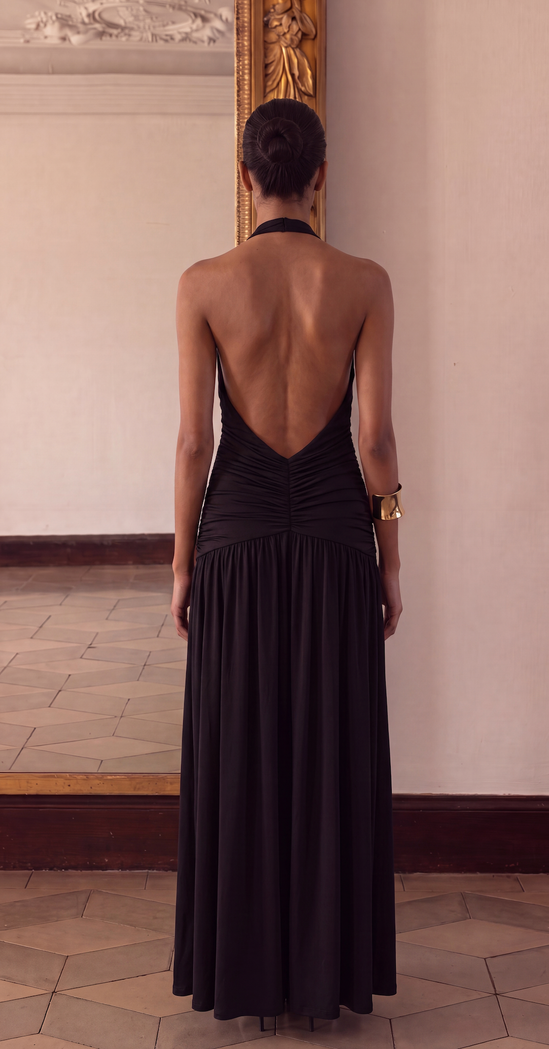 Editha - Women's Maxi Dress with Halter Neck - photo 10