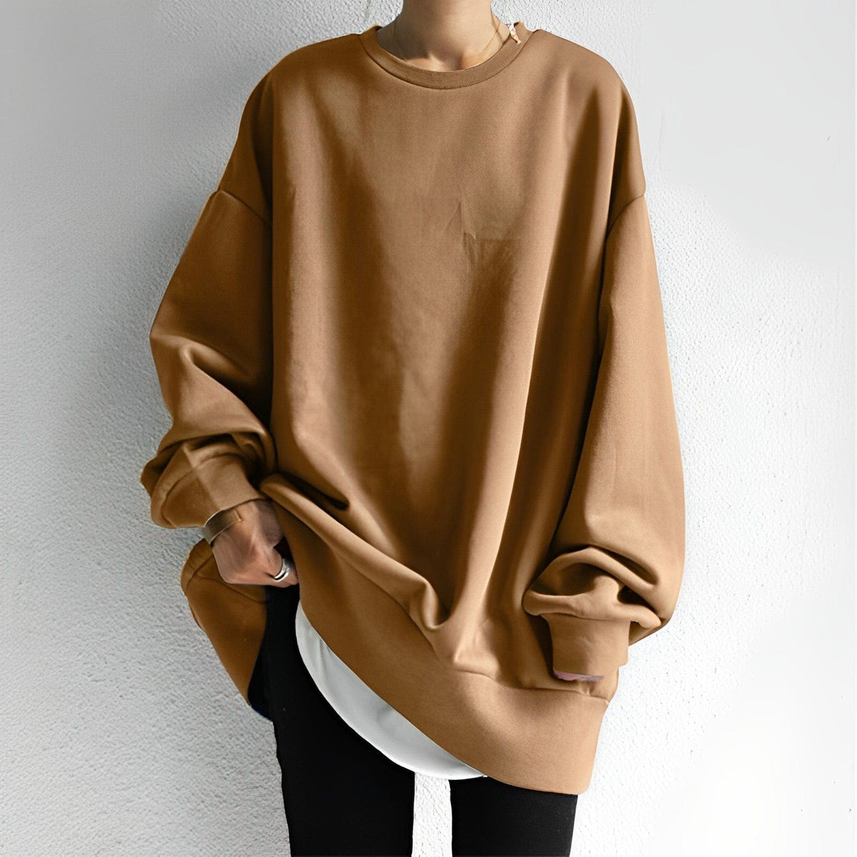 Rosalie - Women's Oversized Sweater - photo 1