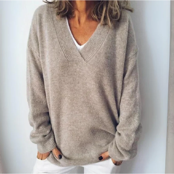 Vespera - Women's Knitted Jumper with V-Neck - photo 1