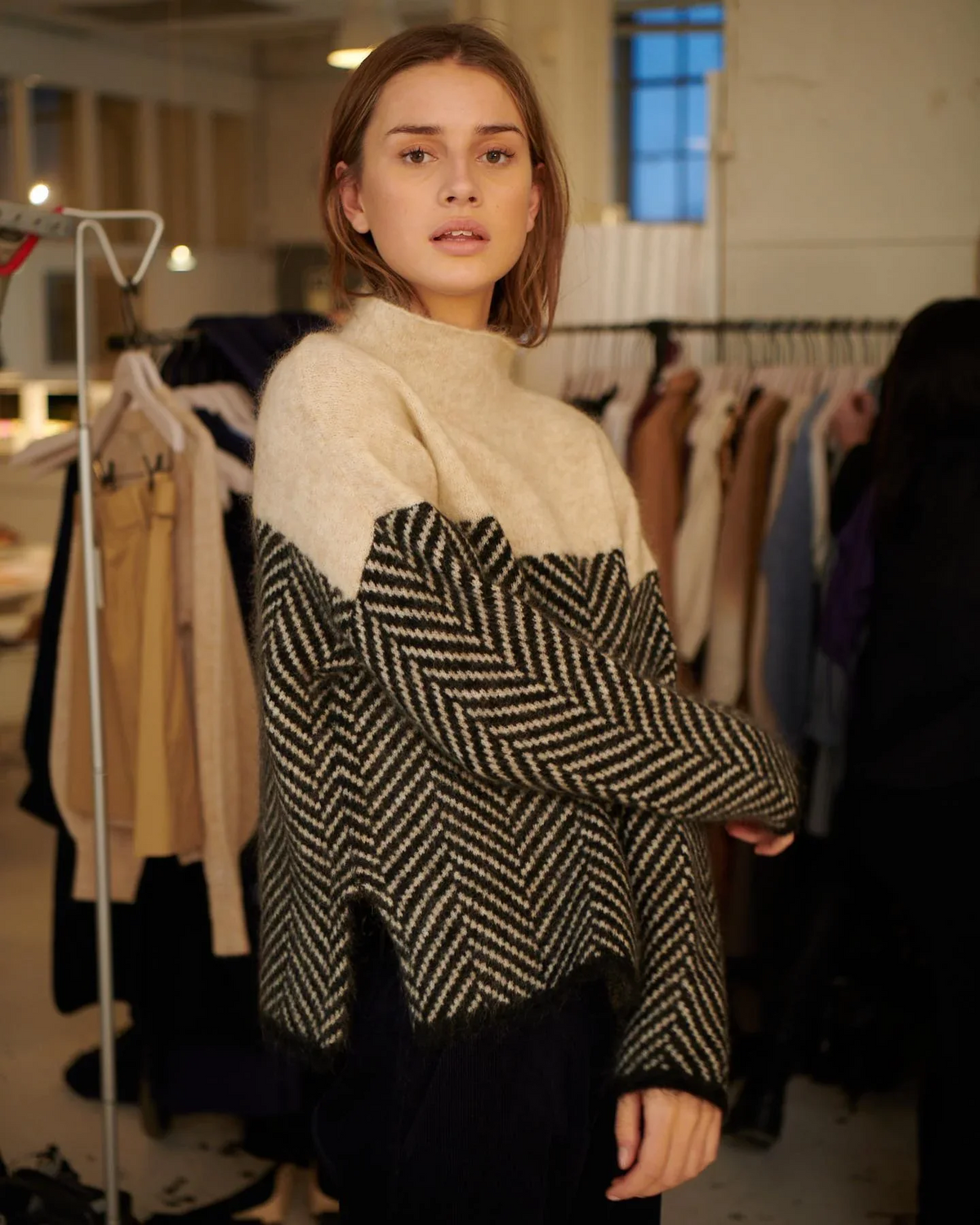 Luxury Soft Cashmere Turtleneck Sweater - photo 8