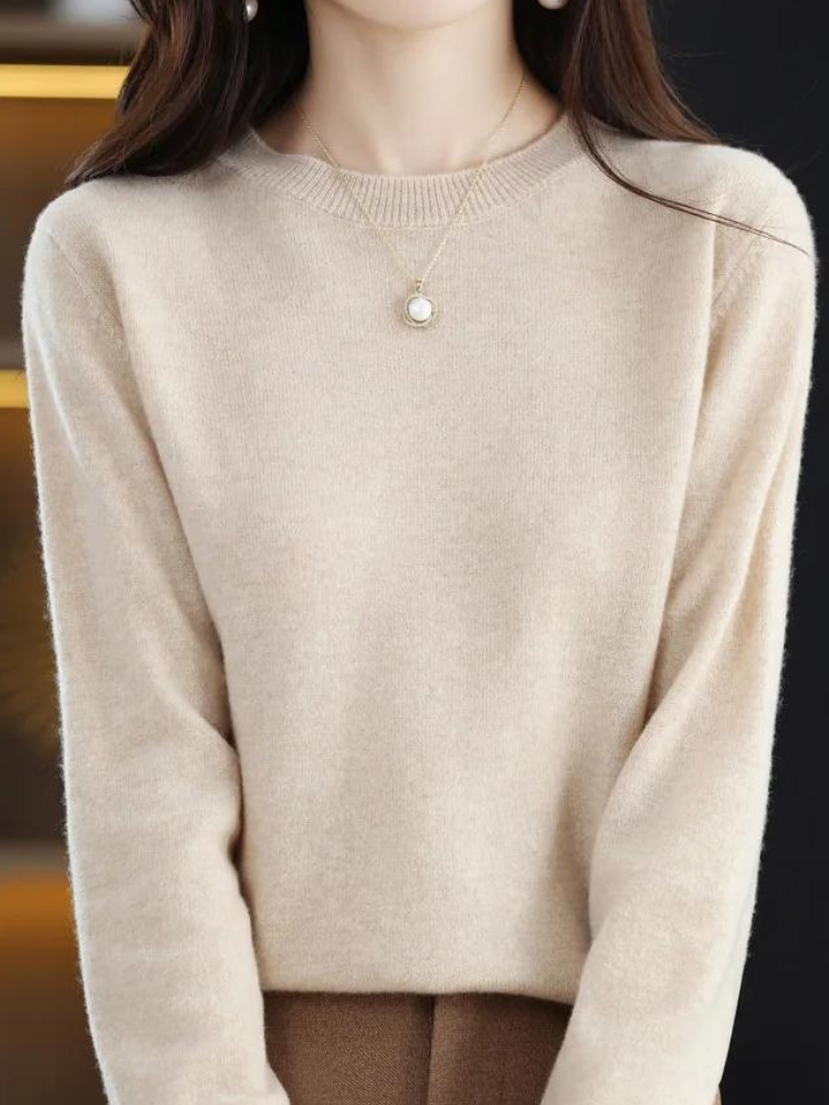 Chrissie - Women's Knitted Jumper with Crew Neck and Long Sleeves - photo 1
