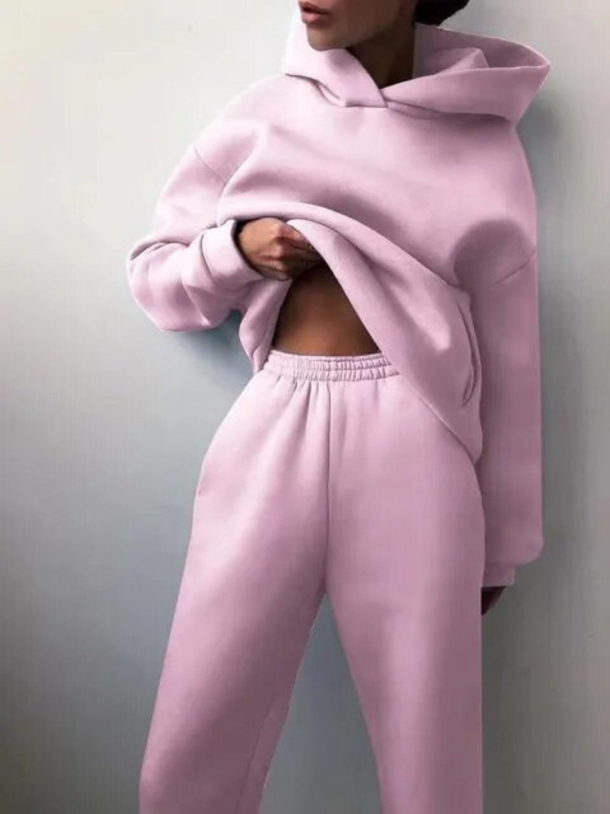 Malin - Women's Cropped Lounge Set with an Elasticated Waist – view 11