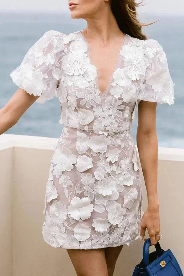 Delilah - Women's Short sheer floral evening dress with puff sleeves - photo 7