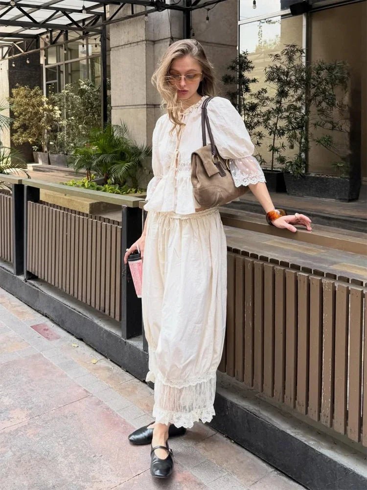 Kate - Completo da donna in pizzo a due pezzi con maniche a lanterna